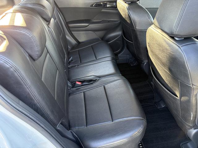 エクリプスクロス ブラックエディション 4WD 前席シートヒータ LEDヘッドライト 自動ハイビーム 純ディスプレイオーディオ 純ETC ロックフォード 全方位カメラ パーキングアシスト スマートキー(11枚目)