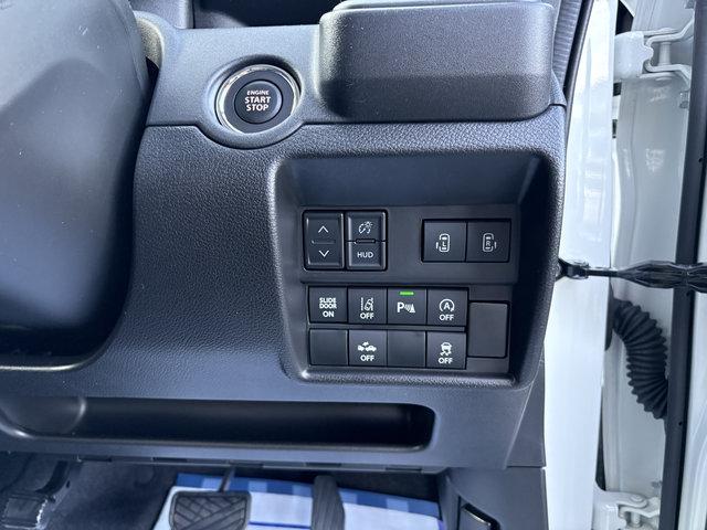 デリカD:2 カスタムハイブリッドMV 全方位カメラパッケージ 4WD 衝突軽減 車線逸脱警報 誤発信抑制 前席シートヒータ 両側電動スライドドア LED 外メモリーナビ 外ETC 全方位カメラ パーキングアシスト スマートキー(14枚目)