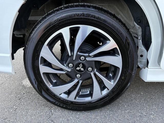 デリカD:2 カスタムハイブリッドMV 全方位カメラパッケージ 4WD 衝突軽減 車線逸脱警報 誤発信抑制 前席シートヒータ 両側電動スライドドア LED 外メモリーナビ 外ETC 全方位カメラ パーキングアシスト スマートキー(20枚目)