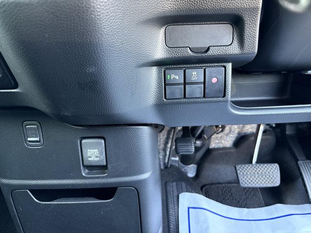 N-BOXカスタム L 4WD 横滑り防止 衝突軽減 車線逸脱警報 誤発信抑制 両側スライド片側電動ドア LEDヘッドライト LEDフォグライト 自動ハイビーム スマートキー(15枚目)