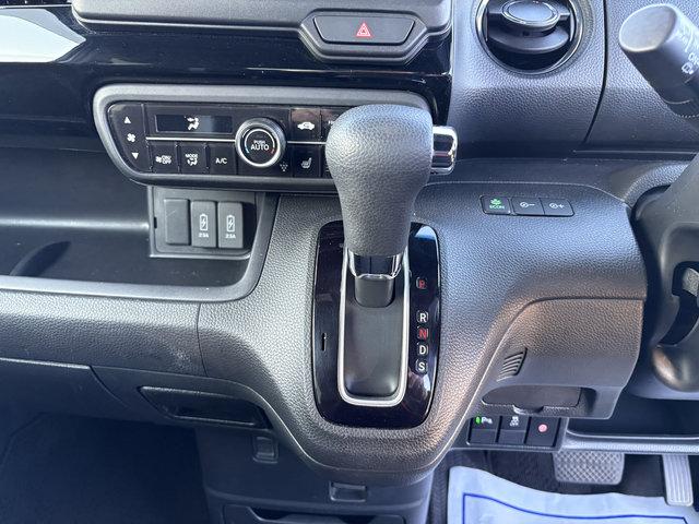 N-BOXカスタム L 4WD 横滑り防止 衝突軽減 車線逸脱警報 誤発信抑制 両側スライド片側電動ドア LEDヘッドライト LEDフォグライト 自動ハイビーム スマートキー(16枚目)