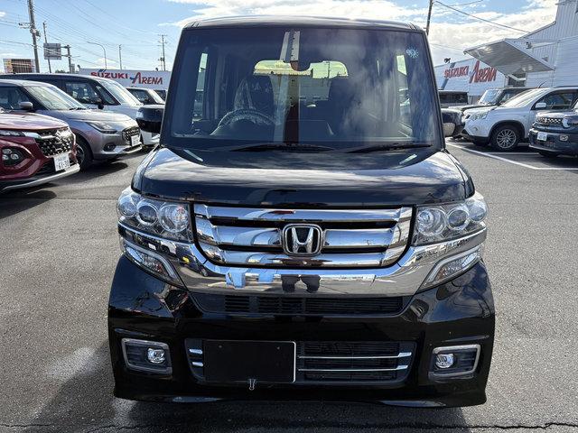 N-BOXカスタム SSパッケージ 4WD 前席シートヒータ ベンチシート 両側電動スライドドア LED 外メモリーナビ フルセグTV バックカメラ パーキングアシスト スマートキー(2枚目)