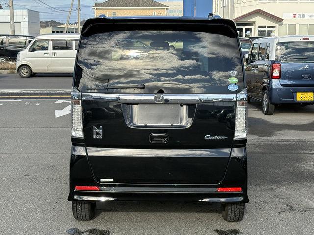 N-BOXカスタム SSパッケージ 4WD 前席シートヒータ ベンチシート 両側電動スライドドア LED 外メモリーナビ フルセグTV バックカメラ パーキングアシスト スマートキー(6枚目)