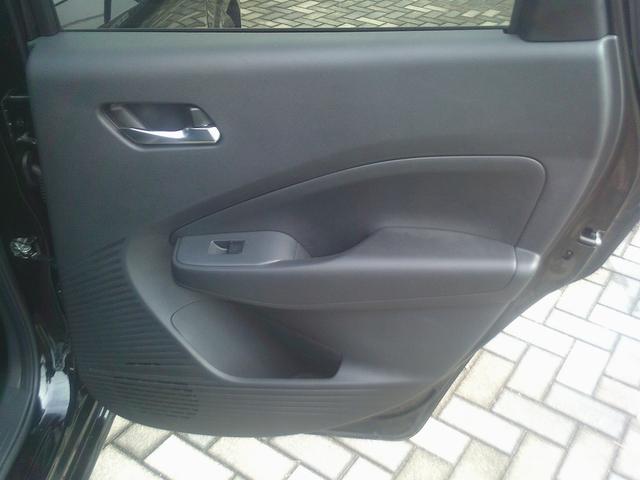 ノート 1.2 X 純正メモリーナビ フルセグTV エマージェ リアカメラ 衝突被害軽減ブレ-キ 全方位カメラ ETC付 アルミ 禁煙車 LEDヘッドライト レーンアシスト インテリジェントキー ワンオーナー ドラレコ 整備記録簿 盗難防止システム ワンセグTV(48枚目)