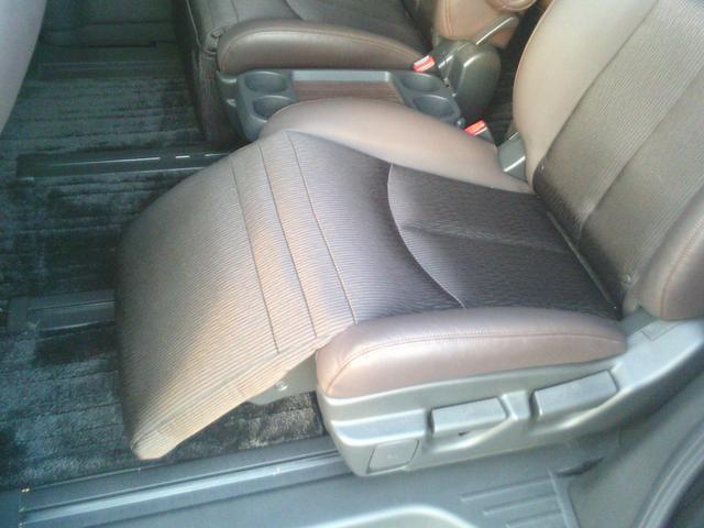 エルグランド ２５０ハイウェイスターＳ　純正メモリーナビ　フルセグＴＶ　アルミホイル　点検記録簿　両側パワ－スライドドア　３６０カメラ　ドライブレコーダ　ワンオ－ナ－車　サイドカメラ　クルコン　インテリキー　Ｂカメラ　ＬＥＤヘッドランプ　サイドカーテンエアバック　盗難防止（67枚目）