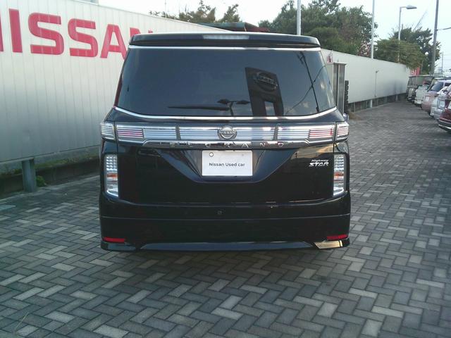 エルグランド ２５０ハイウェイスターＳ　純正メモリーナビ　フルセグＴＶ　アルミホイル　点検記録簿　両側パワ－スライドドア　３６０カメラ　ドライブレコーダ　ワンオ－ナ－車　サイドカメラ　クルコン　インテリキー　Ｂカメラ　ＬＥＤヘッドランプ　サイドカーテンエアバック　盗難防止（77枚目）