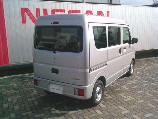 エブリイ 660 PA リミテッド ハイルーフ レーダーブレーキ キーレス 前席パワーウィ 点検記録簿 車線逸脱警報システム 禁煙 フロントパワーウインドウ キーレスキー 助手席エアバック エアバック パワステ AC ABS レーダーブレーキ装着車(2枚目)