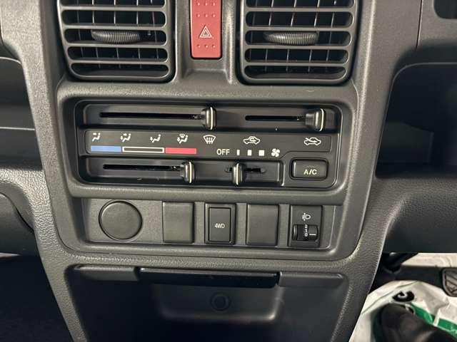 NT100クリッパートラック 660 DX 4WD エアコンパワステオートマ(10枚目)