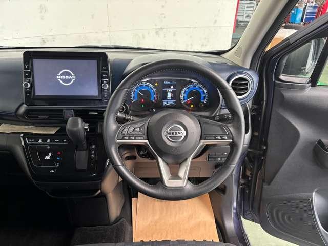 デイズ 660 ハイウェイスターGターボ 純正9インチナビアラウンドビューモニターL(4枚目)