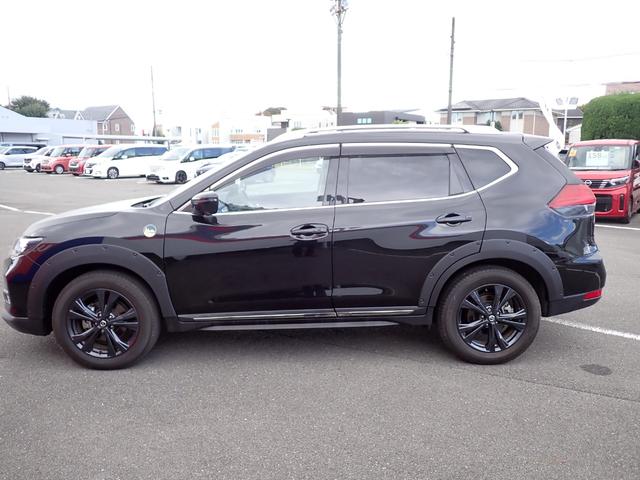 エクストレイル 2.0 20Xi Vセレクション SOTOASOBIパッケージ装着車 4WD インテリジェントエマージェンシーブレーキ 盗難防止システム 360°カメラ LDW LEDヘッド アルミホイール ETC インテリキー ドラレコ ABS(25枚目)