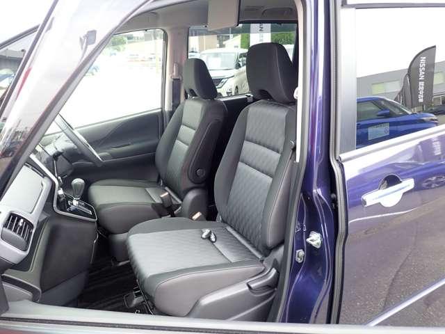 セレナ ２．０　ハイウェイスター　Ｖ　両側オートスライドドア　後席モニター　エアバック　アランドビューモニター　追突軽減ブレーキ　記録簿有　両側ＰＷスライドドア　ワンオーナ　キーフリー　ＬＤＷ　禁煙　ＬＥＤヘッドライト　アダプティブクルーズコントロール　インテリジェントキー（42枚目）