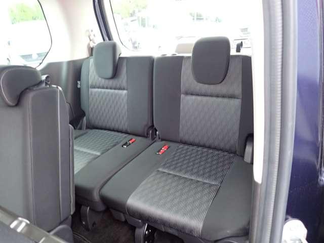 セレナ ２．０　ハイウェイスター　Ｖ　両側オートスライドドア　後席モニター　エアバック　アランドビューモニター　追突軽減ブレーキ　記録簿有　両側ＰＷスライドドア　ワンオーナ　キーフリー　ＬＤＷ　禁煙　ＬＥＤヘッドライト　アダプティブクルーズコントロール　インテリジェントキー（44枚目）