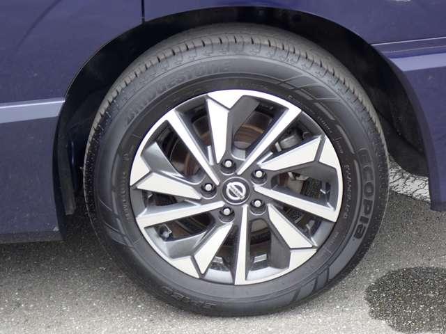 セレナ ２．０　ハイウェイスター　Ｖ　両側オートスライドドア　後席モニター　エアバック　アランドビューモニター　追突軽減ブレーキ　記録簿有　両側ＰＷスライドドア　ワンオーナ　キーフリー　ＬＤＷ　禁煙　ＬＥＤヘッドライト　アダプティブクルーズコントロール　インテリジェントキー（48枚目）