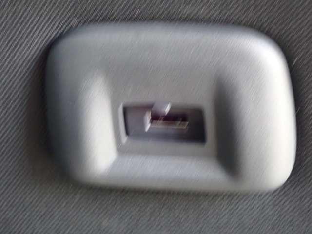 セレナ １．２　ｅ－ＰＯＷＥＲ　ハイウェイスター　Ｖ　両側オートスライドドア　純正メモリーナビ　３６０°カメラ　エマジェンシーブレーキ　１オナ　スマキー　バックカメラ　禁煙　ＬＥＤ　レーンアシスト　点検記録簿付　ＥＴＣ　ドラレコ　イモビ　サイドカーテンエアバック　フルオートエアコン　エアバック（39枚目）