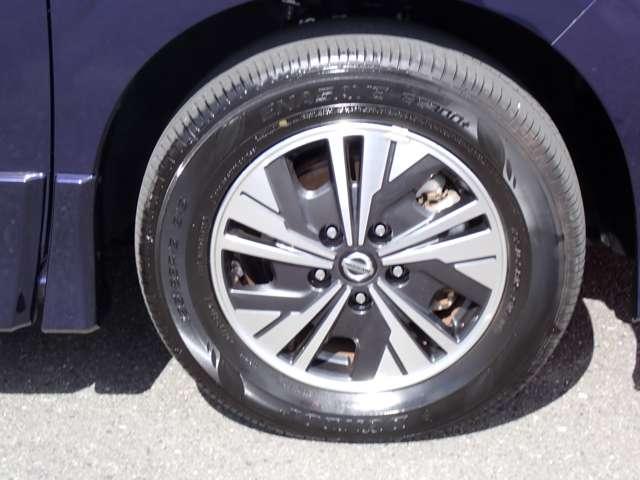 セレナ １．２　ｅ－ＰＯＷＥＲ　ハイウェイスター　Ｖ　両側オートスライドドア　純正メモリーナビ　３６０°カメラ　エマジェンシーブレーキ　１オナ　スマキー　バックカメラ　禁煙　ＬＥＤ　レーンアシスト　点検記録簿付　ＥＴＣ　ドラレコ　イモビ　サイドカーテンエアバック　フルオートエアコン　エアバック（45枚目）