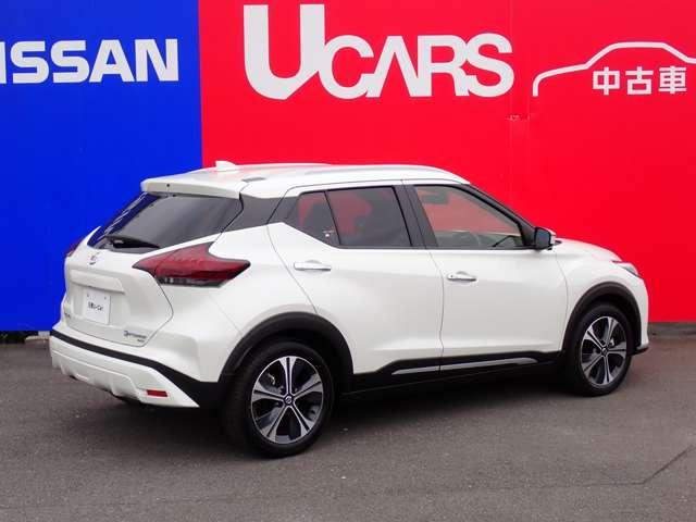 キックス １．２　Ｘ　ＦＯＵＲ　（ｅ－ＰＯＷＥＲ）　４ＷＤ　純正メモリーナビ　ＳＯＳコール　ナビＴＶ　ＬＥＤライト　踏み間違い防止　アラウンドビュ－　ＥＴＣ　禁煙車　盗難防止システム　車線逸脱警報　インテリキー　バックモニター　ワンオーナー　オートエアコン　４ＷＤ　アルミホイール　記録簿付き（2枚目）