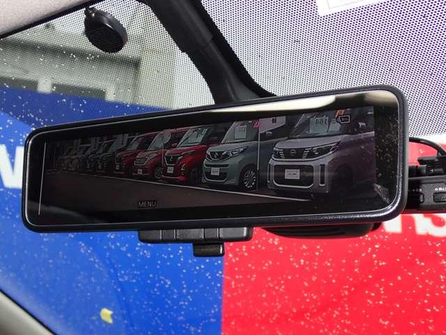 セレナ １．２　ｅ－ＰＯＷＥＲ　ＸＶ　両側オートスライドドア　純正メモリーナビ　バックビューモニター　全方位モニタ　両側パワースライドドア　ＬＥＤヘッドライト　禁煙車　ワンオーナー車　パークアシスト　ＥＴＣ　レーダークルーズコントロール　スマートキー　ドライブレコーダー　車線逸脱（13枚目）