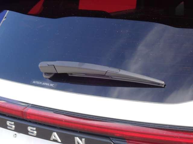 オーラ 1.2 NISMO NISSANコネクトナビ SOSコール カーテンエアバッグ エマブレ 禁煙 インテリキー ETC 車線逸脱警報 ワンセグ キーフリーシステム ダブルエアバック 定期点検記録簿 アルミホイール 運転席エアバッグ メモリーナビ ナビTV ABS(19枚目)