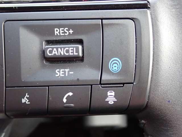 オーラ 1.2 G レザーエディション NISSANコネクトナビ SOSコール ワンオーナ 追突防止 レーダークルーズ 本革 車線逸脱警報装置 禁煙車 LED ドライブレコーダー 盗難防止 記録簿 バックモニター ETC インテリジェントキー メモリーナビゲーション AW ABS(12枚目)