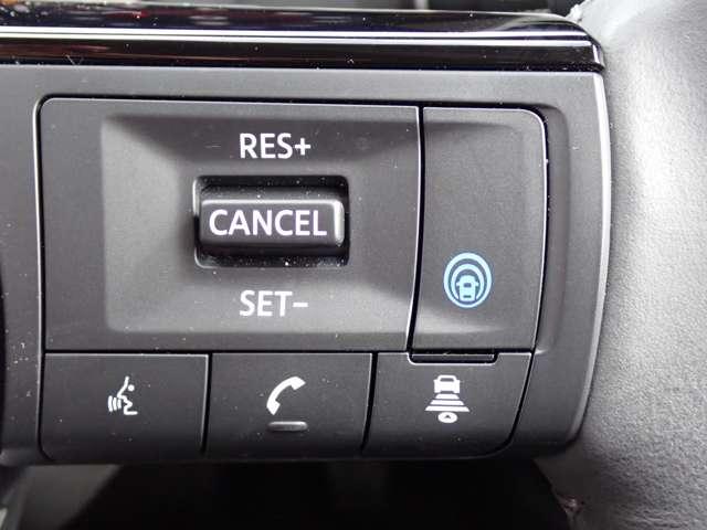 オーラ 1.2 G NISSANコネクトナビ SOSコール 自動(被害軽減)ブレーキ LED LKA サイドカメラ ETC ドライブレコーダー カーテンエアバッグ イモビライザー アルミホイール 禁煙 インテリジェントキー パワーウィンドウ ワンオーナー(10枚目)