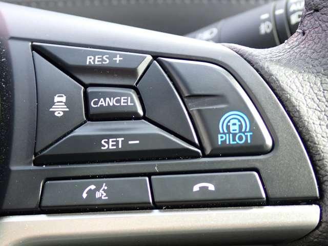 セレナ 1.2 e-POWER ハイウェイスター V 両側オートスライドドア 後席モニター 360°カメラ エマジェンシーブレーキ 1オナ スマキー バックカメラ 禁煙 LED レーンアシスト 点検記録簿付 ETC ドラレコ イモビ サイドカーテンエアバック フルオートエアコン エアバック(15枚目)