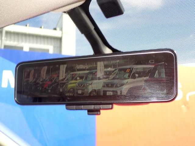 セレナ 1.2 e-POWER ハイウェイスター V 両側オートスライドドア 後席モニター 360°カメラ エマジェンシーブレーキ 1オナ スマキー バックカメラ 禁煙 LED レーンアシスト 点検記録簿付 ETC ドラレコ イモビ サイドカーテンエアバック フルオートエアコン エアバック(9枚目)