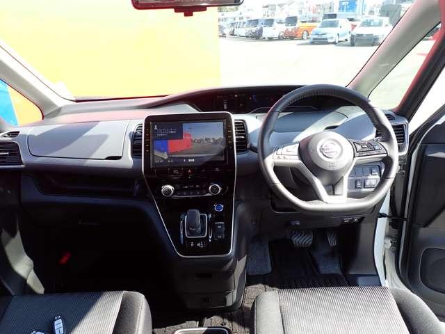 セレナ 1.2 e-POWER ハイウェイスター V 両側オートスライドドア 純正メモリーナビ 360°カメラ エマジェンシーブレーキ 1オナ スマキー バックカメラ 禁煙 LED レーンアシスト 点検記録簿付 ETC ドラレコ イモビ サイドカーテンエアバック フルオートエアコン エアバック(4枚目)