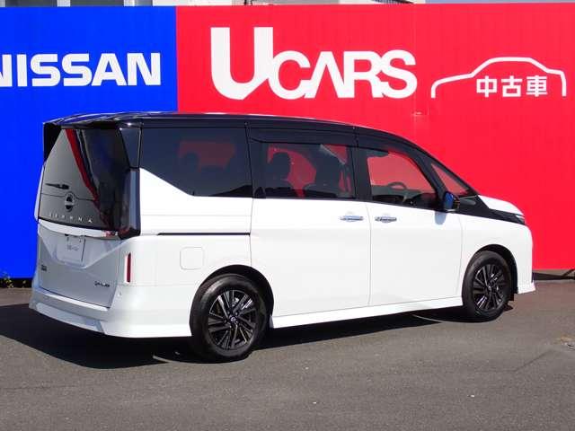 セレナ 1.4 e-POWER ハイウェイスターV 90周年記念車 両側オートスライド NISSANコネクトナビ LEDヘッドランプ アラウンドビューモニター 踏み間違い防止アシスト 両側電動スライドドア ドラレコ アルミホイール セキュリティ エアバック オートエアコン スマートキー 助手席エアバック 禁煙車(2枚目)