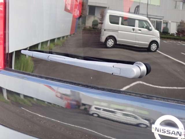 ルークス ６６０　Ｓ　社外メモリーナビ　リモコンキー　ワンセグＴＶ　衝突被害軽減装置　メモリナビ　ドラレコ　車線逸脱防止　ＥＴＣ　禁煙　キーレスエントリーキー　Ｗエアバッグ　盗難防止装置　エアコン　パワステ　パワーウィンドー　記録簿　エアバック　ＡＢＳ（14枚目）