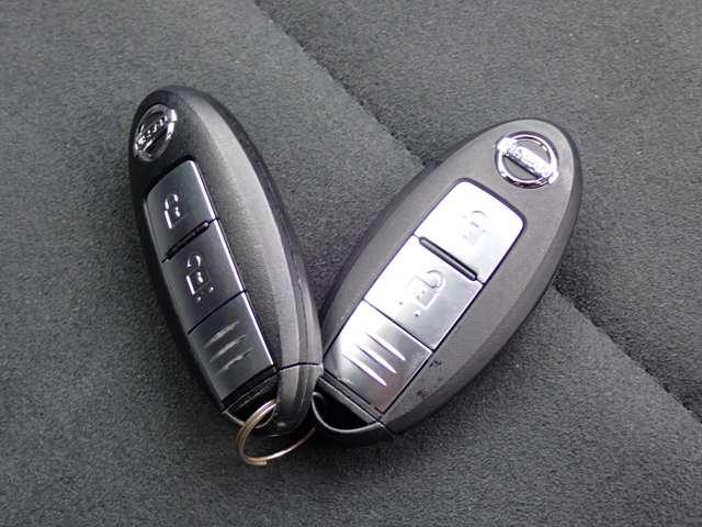 ノート 1.2 e-POWER NISMO 純正メモリーナビ インテリジェントキー LEDランプ ワンオーナー車 クルコン Bカメラ メモリーナビ付き レーンアシスト フルオートエアコン スマートキープッシュスタート Wエアバッグ 禁煙車 アルミ キーフリー ドラレコ 記録簿 ABS(13枚目)