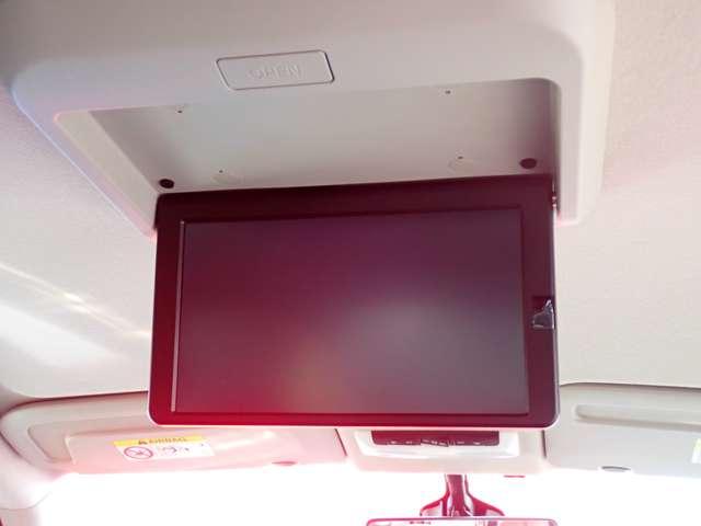 セレナ １．２　ｅ－ＰＯＷＥＲ　ハイウェイスター　Ｖ　両側オートスライドドア　後席モニター　３６０°カメラ　エマジェンシーブレーキ　１オナ　スマキー　バックカメラ　ＬＥＤ　レーンアシスト　点検記録簿付　ＥＴＣ　ドラレコ　イモビ　サイドカーテンエアバック　フルオートエアコン　アルミホイール（7枚目）