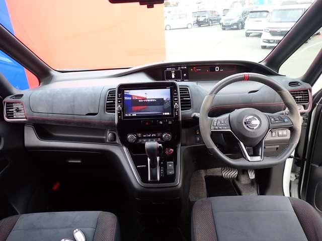 セレナ 2.0 NISMO 両側オートスライドドア 後席モニター 全方位モニター セキュリティ ワンオーナー インテリキー 記録簿 追従クルーズ 両側ASD サイドエアバッグ パワーウィンドウ Bカメラ ABS ドラレコ アルミ オートエアコン キーフリー ETC(4枚目)