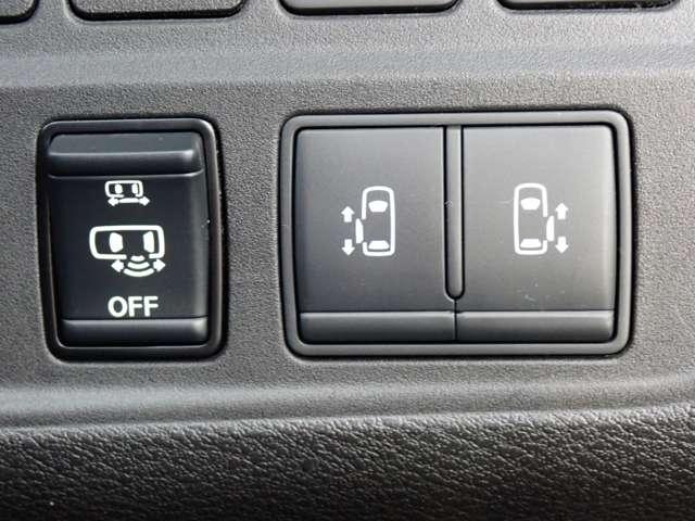 セレナ 2.0 NISMO 両側オートスライドドア 後席モニター 全方位モニター セキュリティ ワンオーナー インテリキー 記録簿 追従クルーズ 両側ASD サイドエアバッグ パワーウィンドウ Bカメラ ABS ドラレコ アルミ オートエアコン キーフリー ETC(16枚目)