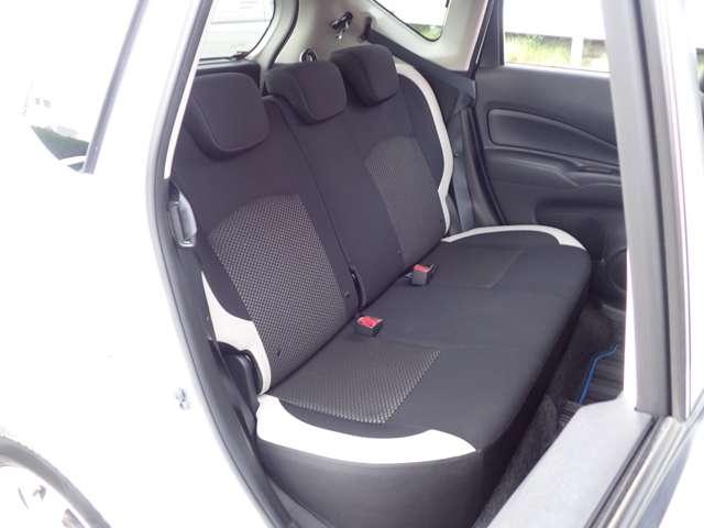 ノート 1.2 e-POWER X 純正メモリーナビ インテリジェントキー 禁煙 360°カメラ 記録簿付 Rカメラ 運転席助手席エアバック レーンキープ AUTOエアコン 1オーナー 盗難防止システム ナビTV AW サイドカメラ 運転席エアバッグ キーレスエントリー(8枚目)