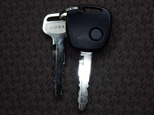 クリッパーバン 660 DX GLパッケージ ハイルーフ 試乗車 純正メモリーナビ インテリジェントエマージェンシーブレーキ LEDヘッドランプ キーレス パワーウィンドウ レーンアシスト パワステ 禁煙車 運転席エアバック 助手席エアバック エアコン メモリーナビ(11枚目)