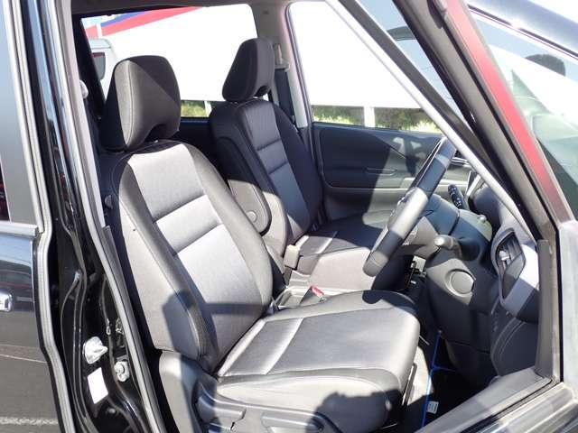 セレナ １．２　ｅ－ＰＯＷＥＲ　ハイウェイスター　Ｖ　両側オートスライドドア　純正メモリーナビ　３６０°カメラ　エマジェンシーブレーキ　１オナ　パーキングアシスト　スマキー　バックカメラ　ＬＥＤ　レーンアシスト　点検記録簿付　ＥＴＣ　ドラレコ　イモビ　サイドカーテンエアバック　フルオートエアコン（9枚目）