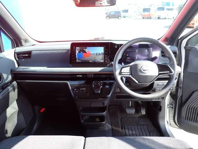 サクラ X 電気自動車 12セグ 純正メモリーナビ アラウンドヴューモニター 運転席エアバック AAC LEDヘッドランプ スマートキー レーンアシスト ETC 盗難防止システム 禁煙車 ドラレコ キーレスエントリー バックモニター パワーステアリング(4枚目)