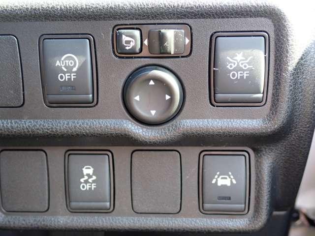 ノート 1.2 X DIG-S 純正メモリーナビ インテリジェントキー エマージェンシブレーキ アイドリングストップ機能 左右エアバック 禁煙 イモビ AAC スマキー バックカメラ付き アルミホイール LEDライト サイドカメラ レーンアシスト ETC 整備記録簿(16枚目)