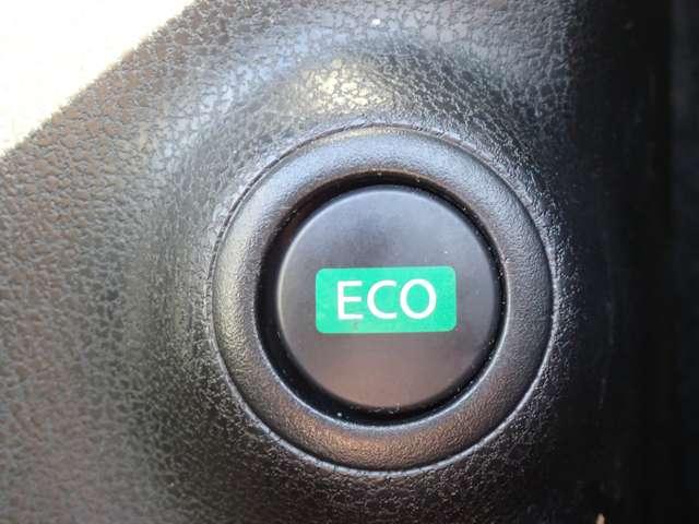 ノート 1.2 X DIG-S 純正メモリーナビ インテリジェントキー エマージェンシブレーキ アイドリングストップ機能 左右エアバック 禁煙 イモビ AAC スマキー バックカメラ付き アルミホイール LEDライト サイドカメラ レーンアシスト ETC 整備記録簿(17枚目)