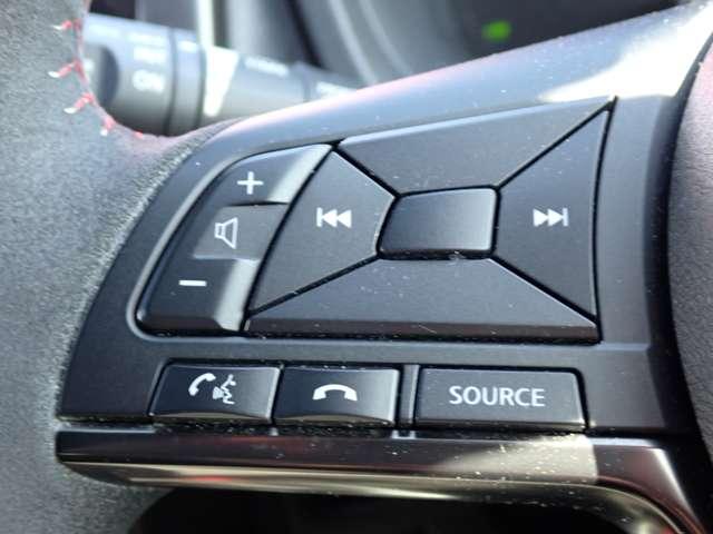 ノート 1.2 e-POWER NISMO ディスプレイ付オーディオ LEDライト LEDランプ クルコン Bカメラ レーンアシスト フルオートエアコン スマートキープッシュスタート Wエアバッグ 禁煙車 アルミ キーフリー ドラレコ 記録簿 サイドカメラ パワーステアリング ABS(13枚目)