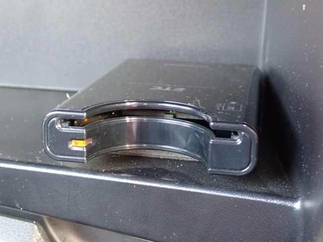 ノート 1.2 X DIG-S 純正メモリーナビ インテリジェントキー アイドリングストップ機能 左右エアバック 禁煙 イモビ AAC スマキー バックカメラ付き ETC 整備記録簿 パワーウィンドウ ABS キーフリー 1オーナー ナビTV パワーステアリング ワンセグ(9枚目)