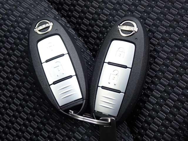 フェアレディZ 3.0 試乗車 NISSANコネクトナビ ツインターボ クルコン LEDヘッド 禁煙車 バックカメラ 衝突軽減システム ワンオーナー エアコン パワーウィンドウ パワーステアリング レーンアシスト ETC アルミホイール インテリジェントキー(17枚目)