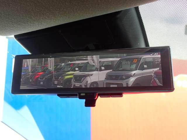 ノート １．２　Ｘ　ＮＩＳＳＡＮコネクトナビ　ＳＯＳコール　リアカメラ　衝突被害軽減ブレ－キ　全方位カメラ　ＥＴＣ付　アルミ　禁煙車　ＬＥＤヘッドライト　レーダークルーズ　レーンアシスト　インテリジェントキー　ワンオーナー　整備記録簿　盗難防止システム　ＡＢＳ（10枚目）