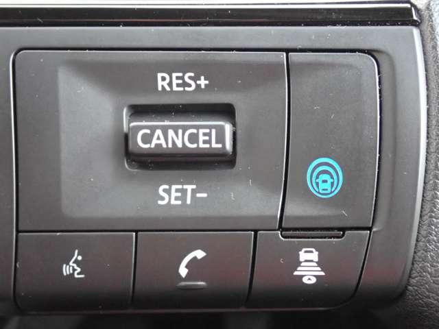 ノート １．２　Ｘ　ＮＩＳＳＡＮコネクトナビ　ＳＯＳコール　リアカメラ　衝突被害軽減ブレ－キ　全方位カメラ　ＥＴＣ付　アルミ　禁煙車　ＬＥＤヘッドライト　レーダークルーズ　レーンアシスト　インテリジェントキー　ワンオーナー　整備記録簿　盗難防止システム　ＡＢＳ（12枚目）