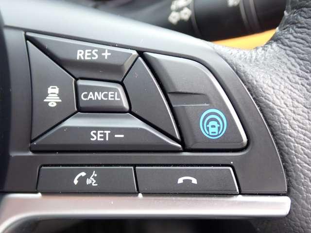 キックス 1.2 X ツートーン インテリアエディション (e-POWER) 純正メモリーナビ SOSコール エマージェンシーB セキュリティ アラウンドモニター Rカメラ LED ワンオーナ 禁煙 エアコン ドラレコ スマートキー 記録簿 ETC メモリーナビ サイドエアバック AW キーレス ワンセグTV(16枚目)