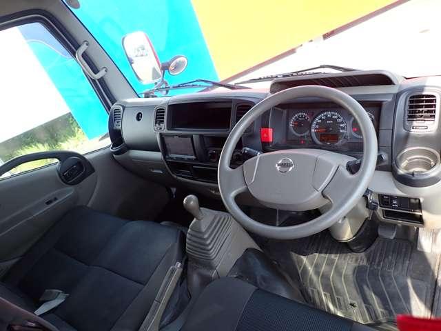 アトラストラック 2.0 ショート スーパーロー 社外メモリーナビ リモコンキー キーレスエントリー ワンオーナー ABS パワステ パワーウィンド 記録簿 運転席エアバッグ AC(4枚目)