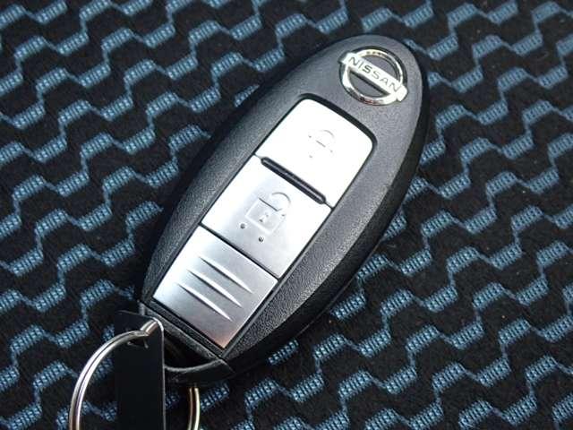 ノート 1.2 X DIG-S Vセレクション プラスセーフティ 純正メモリーナビ インテリジェントキー アラウンドビューM iストップ リアカメラ 禁煙 レーンアシスト ドライブレコーダー ワンオーナー車 盗難防止システム Wエアバック 記録簿 エアバッグ ETC キーフリー PW ABS TVナビ(15枚目)