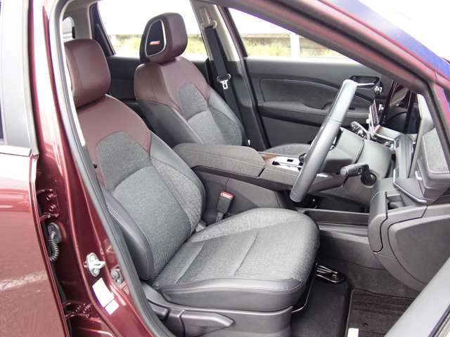 オーラ 1.2 G NISSANコネクトナビ SOSコール 自動(被害軽減)ブレーキ LED LKA サイドカメラ ETC ドライブレコーダー カーテンエアバッグ イモビライザー アルミホイール 禁煙 インテリジェントキー パワーウィンドウ ワンオーナー(7枚目)