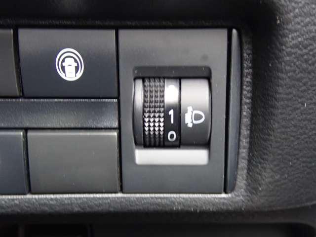 ルークス ６６０　ハイウェイスターＧターボ　純正メモリーナビ　ＳＯＳコール　両側スライド片側電動ドア　助手席エアバッグ　アイドリングストップ機能　インテリキ－　１オーナー　レーンキープ　禁煙車　ＬＥＤヘッドランプ　ＥＴＣ　点検記録簿　ドライブレコーダー　バックモニター　ＡＢＳ（28枚目）