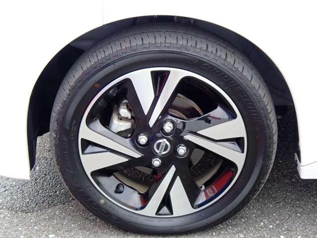 ルークス ６６０　ハイウェイスターＧターボ　純正メモリーナビ　ＳＯＳコール　両側スライド片側電動ドア　助手席エアバッグ　アイドリングストップ機能　インテリキ－　１オーナー　レーンキープ　禁煙車　ＬＥＤヘッドランプ　ＥＴＣ　点検記録簿　ドライブレコーダー　バックモニター　ＡＢＳ（32枚目）